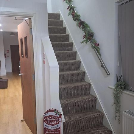 Heartland House, 7 Spacious Bedrooms Sleeps 4 Plus, Near Nec, Jlr,Bhx Birmingham Eksteriør bilde