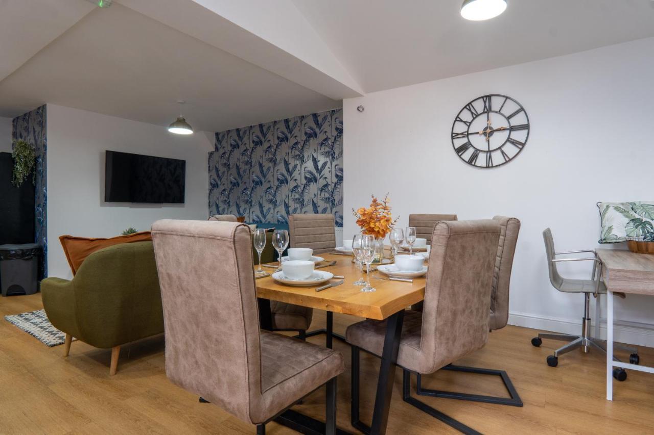 Heartland House, 7 Spacious Bedrooms Sleeps 4 Plus, Near Nec, Jlr,Bhx Birmingham Eksteriør bilde