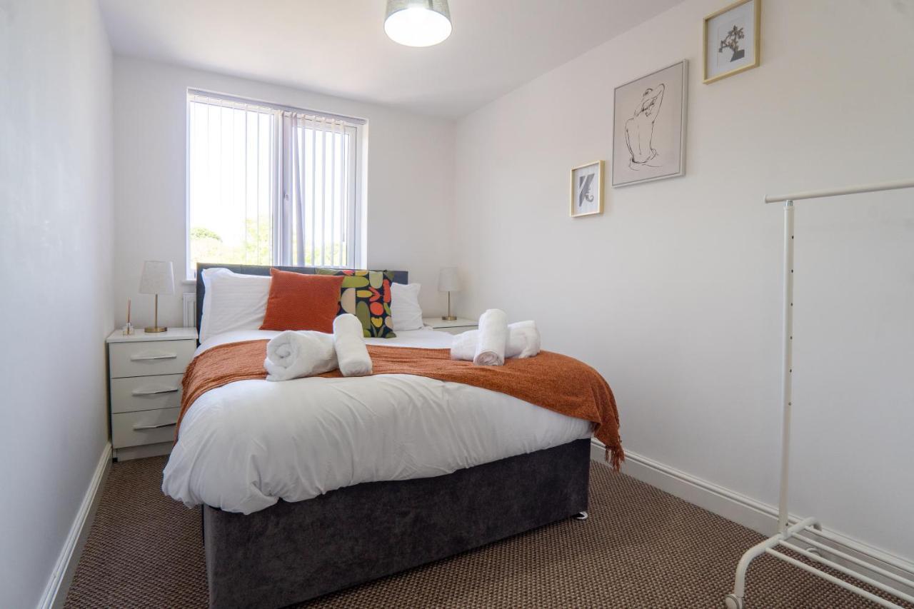 Heartland House, 7 Spacious Bedrooms Sleeps 4 Plus, Near Nec, Jlr,Bhx Birmingham Eksteriør bilde