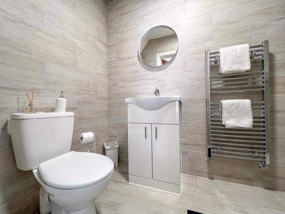 Heartland House, 7 Spacious Bedrooms Sleeps 4 Plus, Near Nec, Jlr,Bhx Birmingham Eksteriør bilde