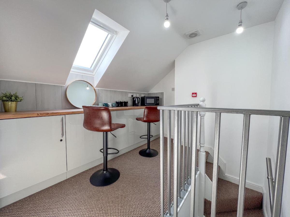 Heartland House, 7 Spacious Bedrooms Sleeps 4 Plus, Near Nec, Jlr,Bhx Birmingham Eksteriør bilde
