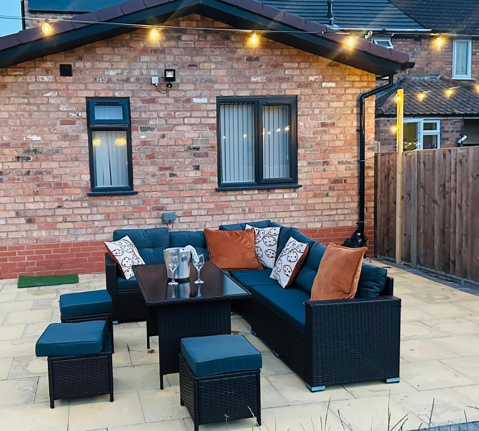 Heartland House, 7 Spacious Bedrooms Sleeps 4 Plus, Near Nec, Jlr,Bhx Birmingham Eksteriør bilde